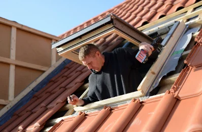 Pose de fenêtres de toit Velux à Malvières